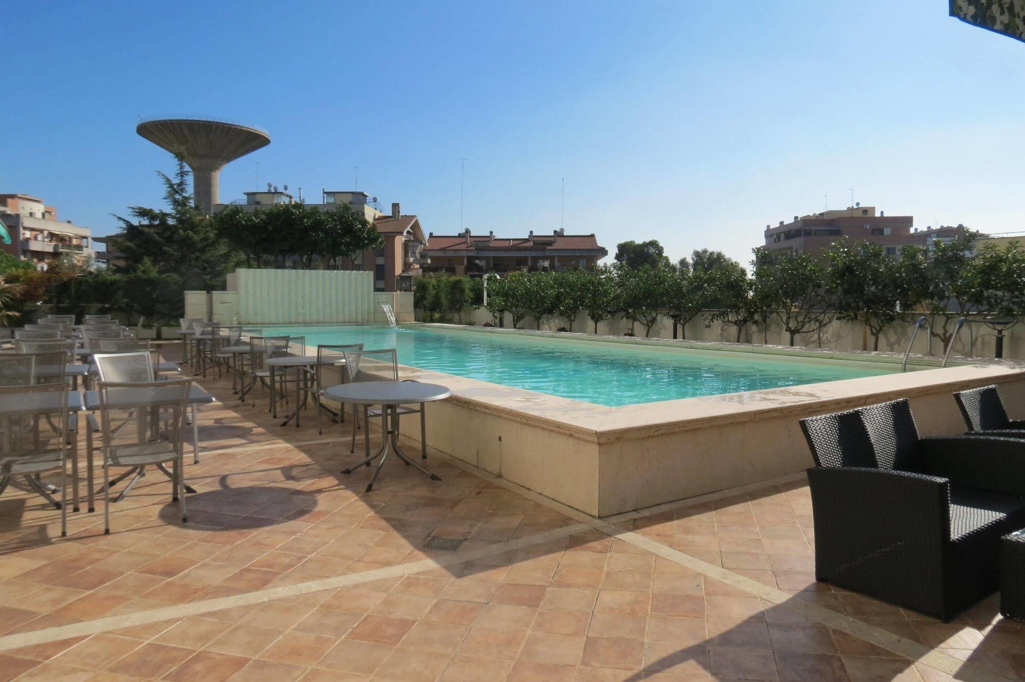 Hotel Enea Pomezia Exterior foto